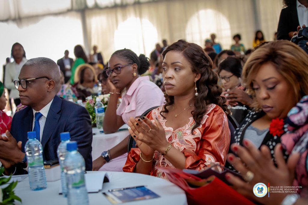 IMG-20241110-WA0268-1024x682 Leadership féminin-1ère édition AGORA en RDC : En invité d'honneur, la Questeure Adjointe de l'Assemblée Nationale participe à cette grande messe