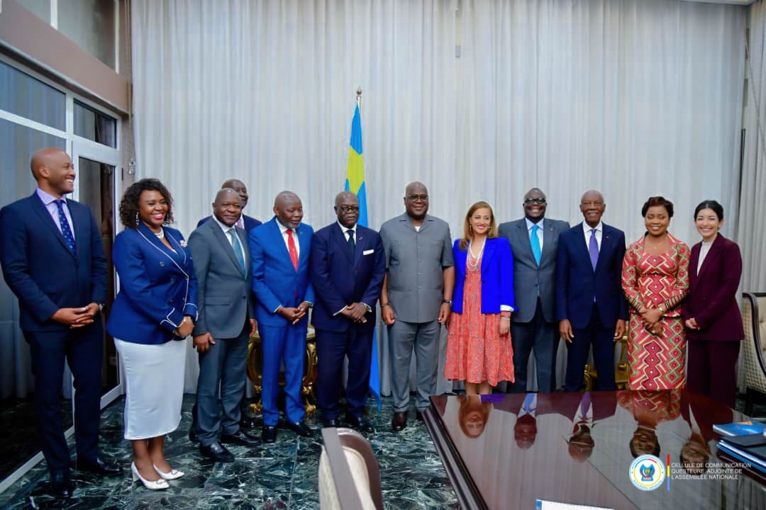 RDC-APF : Félix Tshisekedi reçoit une délégation de l’Assemblée parlementaire francophone accompagnée des membres du bureau de la chambre basse congolaise
