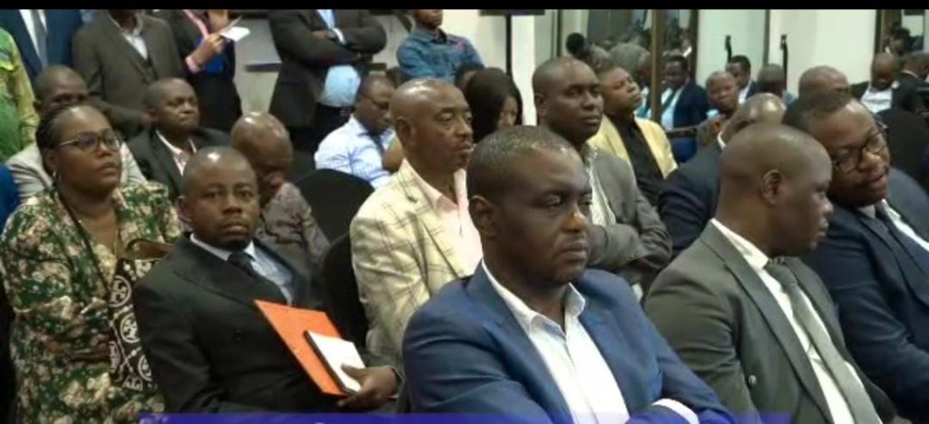 1002997158-1024x468 RDC-Consultations pré-budgétaires pour l'exercice 2026: Le Secrétaire Général au Budget clôture les assises