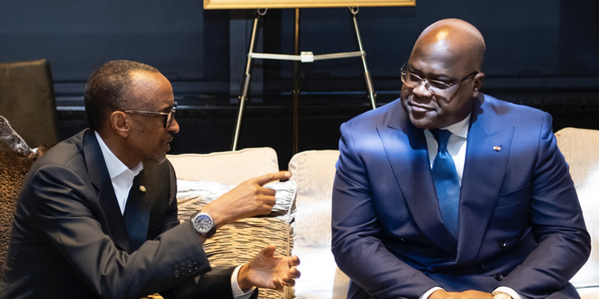 Devant les USA, Kinshasa et Kigali signent un accord de paix à Washington, synonyme de cessation immédiate de la guerre