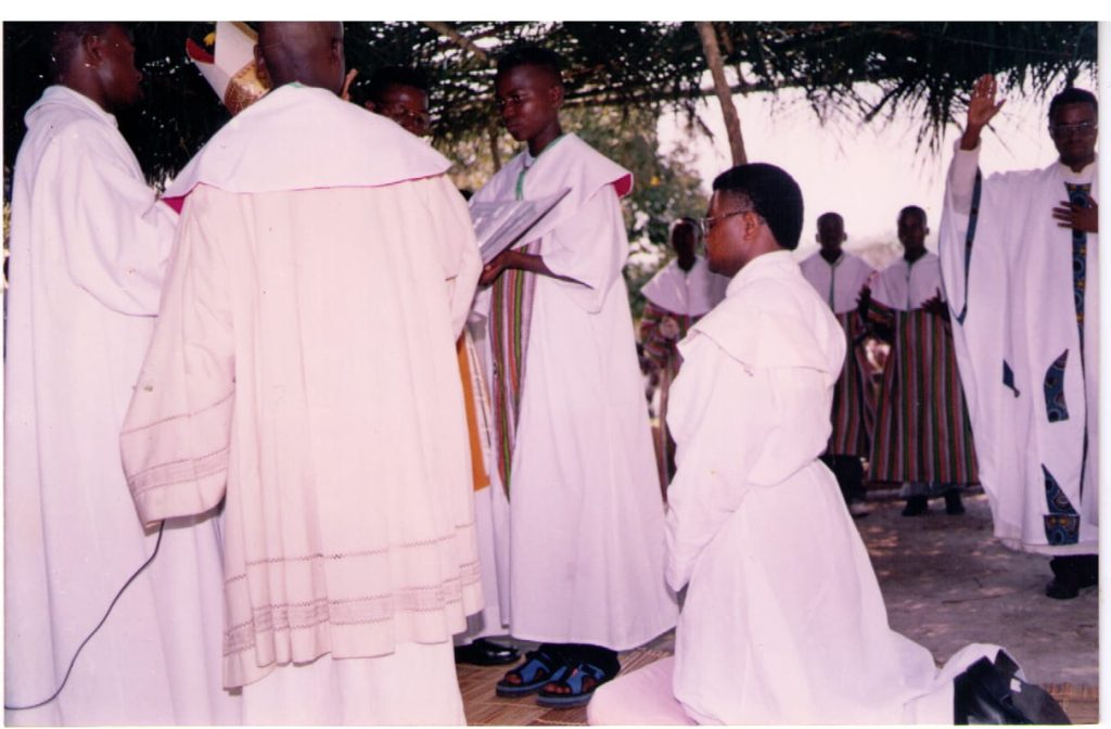 1003215689-1024x672 RDC-Province du Kwango: Célébration du Jubilé d'argent du Révérend Père Serge Tsunda ce dimanche 13 juillet à Matari