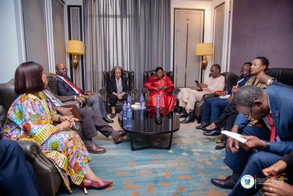 1003258210-1024x683 Assemblée Nationale : Echange cordial entre le bureau et l'équipe de facilitation de l'Union Africaine dans la crise en RDC