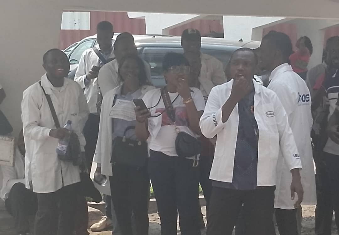 RDC-Sit in en vue de l’amélioration des conditions socio-professionnelles des médecins dentistes : Le collectif répond présent
