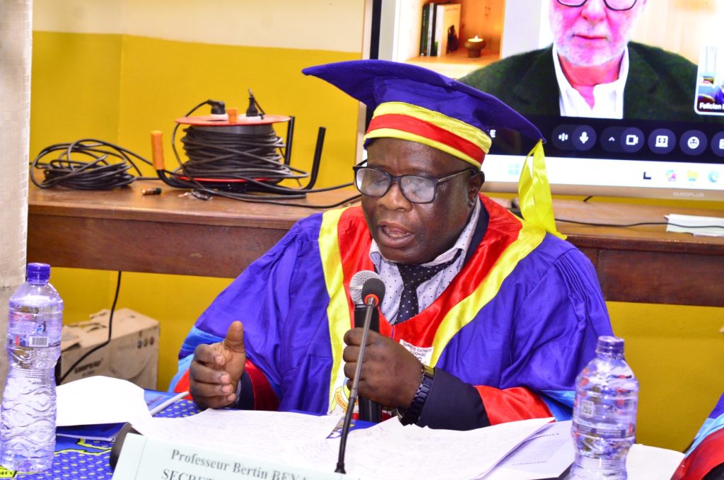 1003874384-1024x678 ESU: Un nouveau Docteur à thèse à l'UCC, Justin Kimakima Mblanda, une fierté et un exemple de brillance, de persévérance pour la jeunesse de la Province de Mai-Ndombe