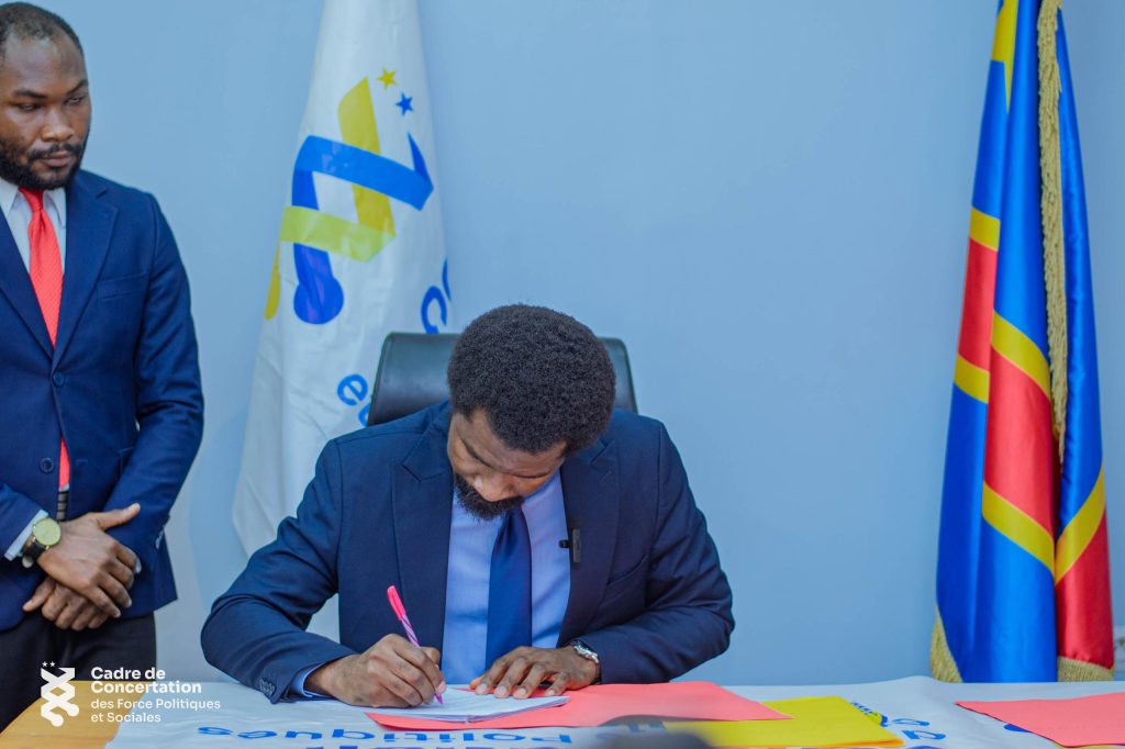 1005109471-1024x682 RDC: Le Cadre de concertations des forces politiques et sociales signe solennellement sa charte fondatrice
