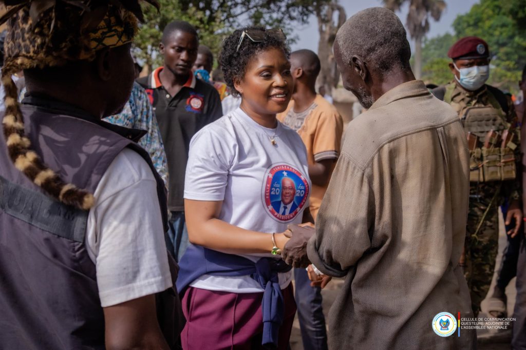 1005163978-1024x682 Province du Bas-Uele: La Questeure adjointe de l'Assemblée nationale foule le sol de Banda ce jeudi