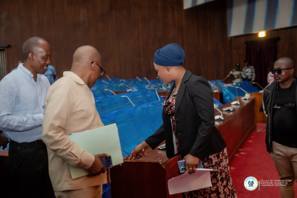 124173-1024x683 Assemblée nationale-Rentrée parlementaire de la session de mars 2026: La Questeure adjointe supervise les travaux de rénovation de la salle de Congrès