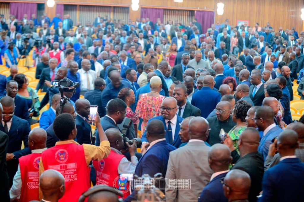 588809-1024x681 Assemblée nationale-Motion de défiance contre le Vice-Premier Ministre de l'Intérieur: le député national Garry Sakata sauve Jacquemain Shabani