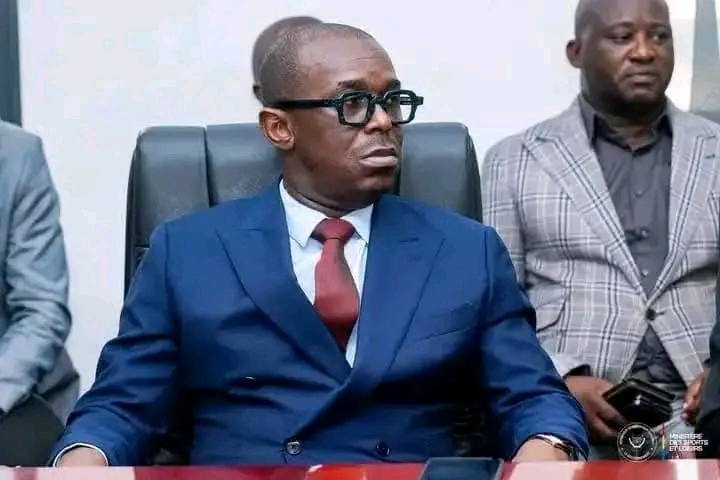 832229 RDC-FECOFA/Ministère des Sports et loisirs: Mosengo et son Comité chez Budimbu